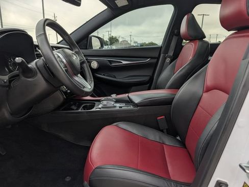 Used 2024 INFINITI QX50 Sport AWD/4WD image 28