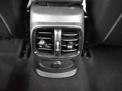 Used 2017 MINI Cooper Clubman FWD image 42