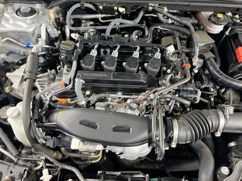 Used 2023 Honda Civic Touring image 30