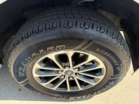 Used 2020 Ford F150 XLT w/ Equipment Group 301A Mid AWD/4WD image 19