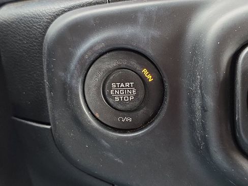 Used 2021 Jeep Wrangler Unlimited Rubicon AWD/4WD image 28