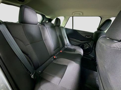 Used 2025 Subaru Outback Premium image 31