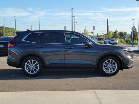 Used 2023 Honda CR-V EX image 8