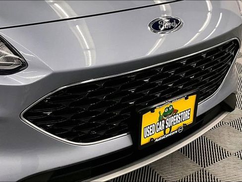 Used 2022 Ford Escape SEL image 31