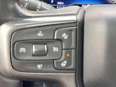 Used 2022 Chevrolet Suburban RST w/ Luxury Package image 24