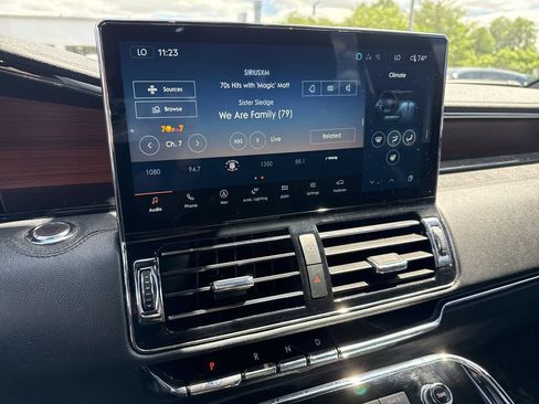 Certified 2023 Lincoln Navigator L Reserve AWD/4WD image 26