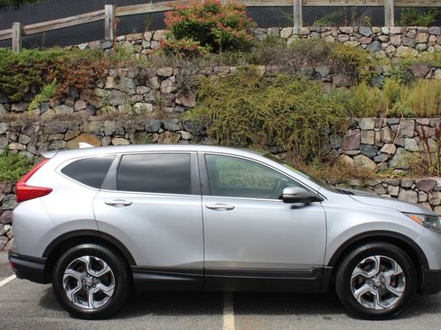 Used 2018 Honda CR-V EX image 5