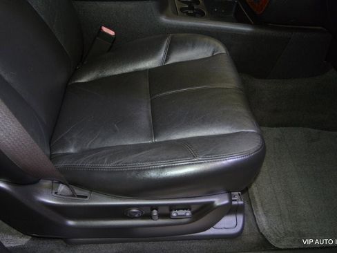 Used 2007 Chevrolet Avalanche LT w/ LT Preferred Equipment Group image 17