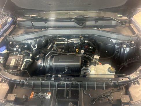 Used 2021 Ford Explorer XLT w/ Equipment Group 202A image 13