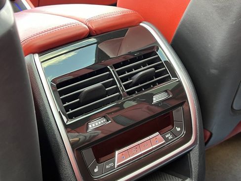 Used 2023 BMW X5 M Competition w/ Competition Package image 19