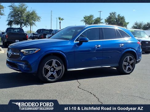Used 2023 Mercedes-Benz GLC 300 image 1
