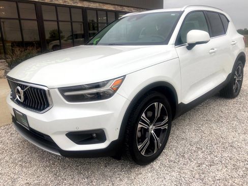 Used 2019 Volvo XC40 T5 Inscription AWD/4WD image 2