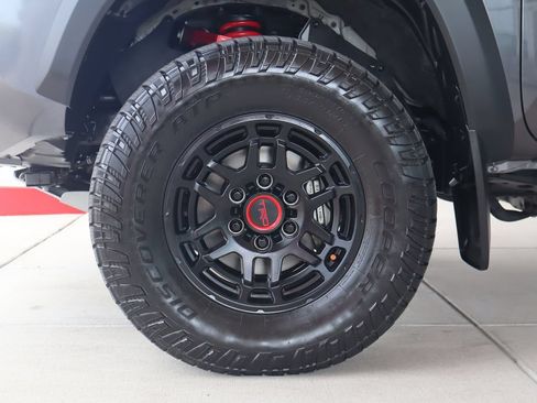 Used 2023 Toyota Tacoma TRD Pro AWD/4WD image 5