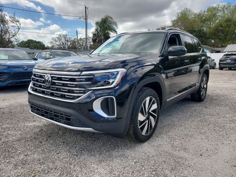 New 2026 Volkswagen Atlas SEL image 4