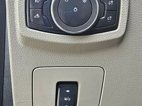 Used 2017 Ford F150 XLT w/ Equipment Group 302A Luxury AWD/4WD image 27