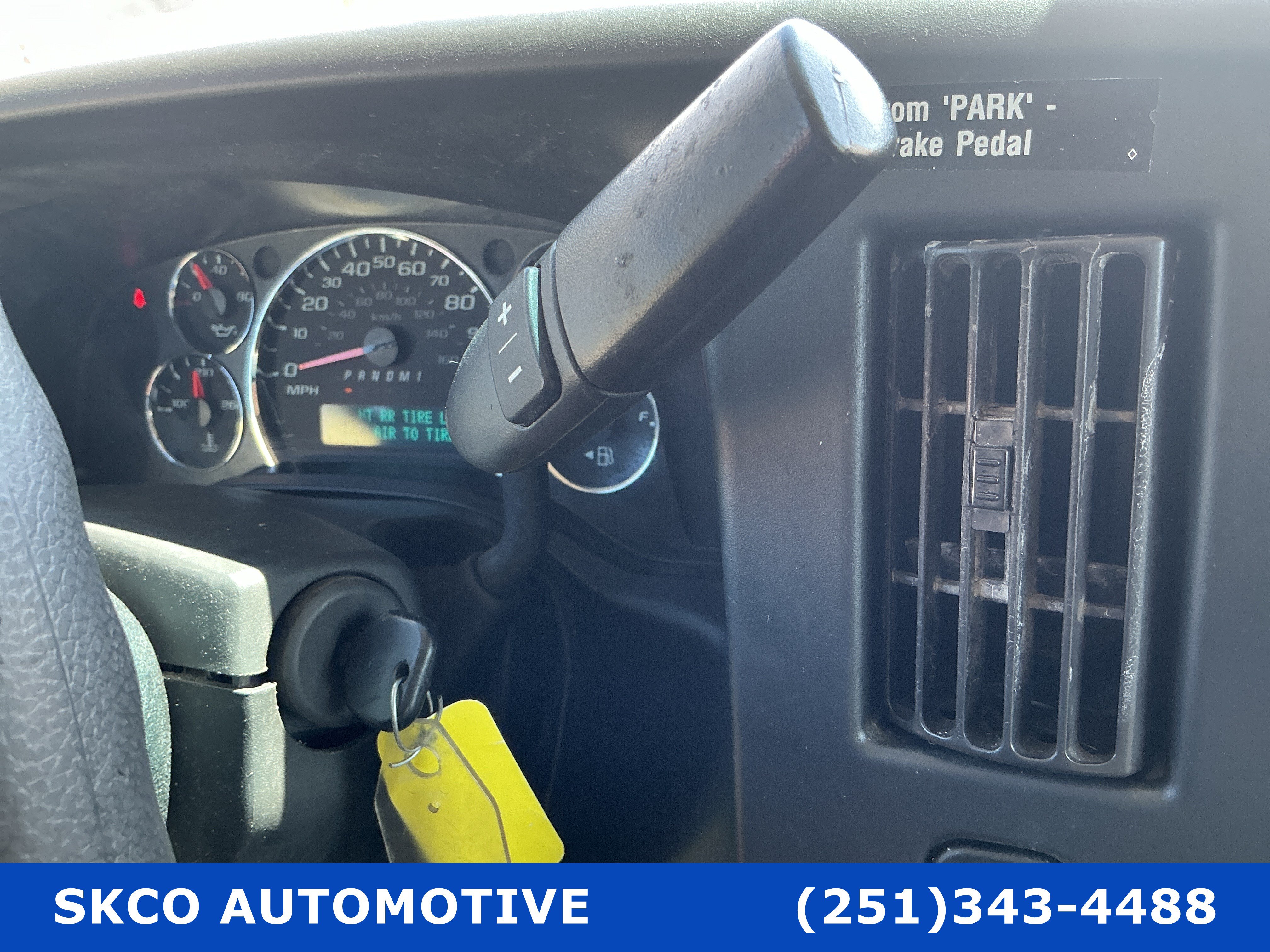 Used 2019 Chevrolet Express 2500 w/ Driver Convenience Package RWD image 23