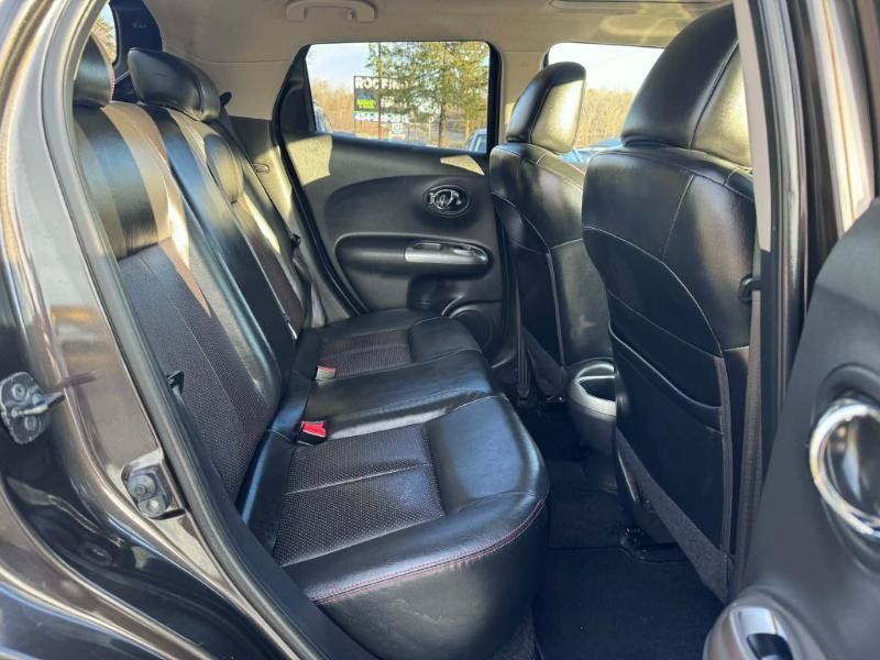 Used 2013 Nissan Juke SL AWD/4WD image 16