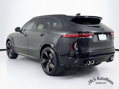 Used 2022 Jaguar F-PACE SVR AWD/4WD image 5