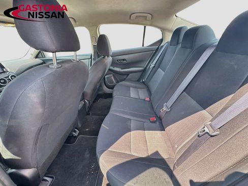 Used 2024 Nissan Sentra SV FWD image 30
