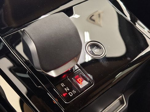 New 2026 Land Rover Range Rover Sport SE image 16