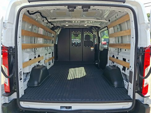 Used 2025 Ford Transit 250 Low Roof w/ Exterior Upgrade Package RWD image 28