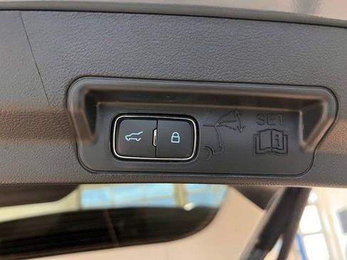 Used 2026 Ford Explorer Active w/ Active Comfort Package AWD/4WD image 11