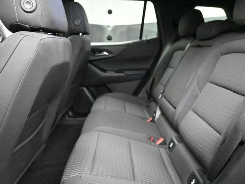 Used 2025 Chevrolet Equinox LT FWD image 10