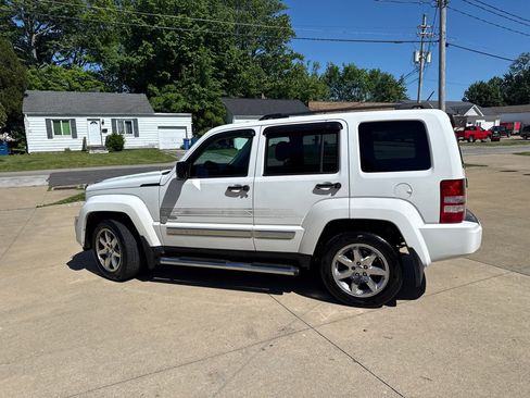 Used 2012 Jeep Liberty Sport AWD/4WD image 5
