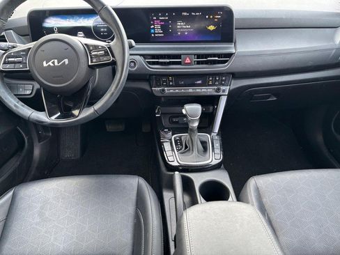 Used 2024 Kia Seltos EX AWD/4WD image 11