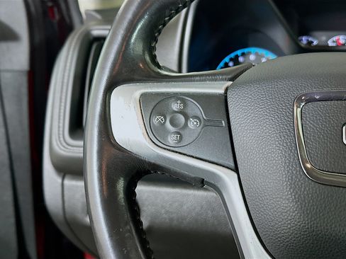 Used 2020 GMC Canyon SLE w/ Elevation Edition RWD image 16