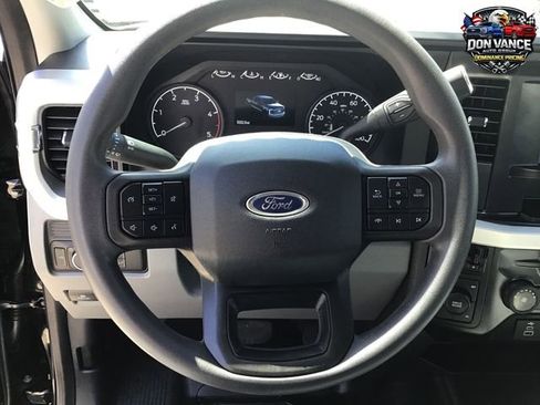 Used 2025 Ford F350 XL w/ XL Driver Assist Package AWD/4WD image 14