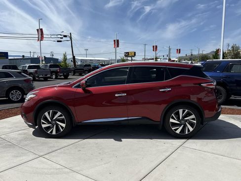 Used 2018 Nissan Murano Platinum w/ Cargo Package AWD/4WD image 2