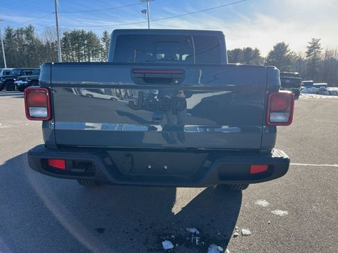 New 2026 Jeep Gladiator Sport image 6