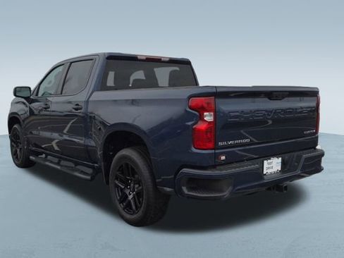 Used 2023 Chevrolet Silverado 1500 Custom image 5
