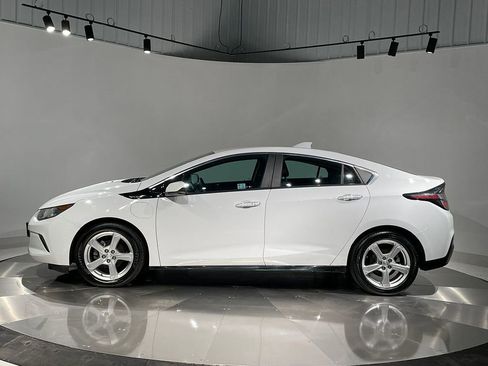 Used 2018 Chevrolet Volt LT image 14