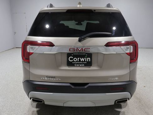 Used 2023 GMC Acadia SLE w/ Driver Convenience Package AWD/4WD image 3