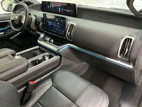 New 2026 Ford Expedition Platinum w/ Stealth Performance Package image 20