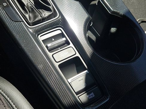 Certified 2025 Honda Civic Sport image 16