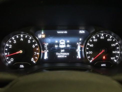 Used 2023 Jeep Compass Latitude image 20