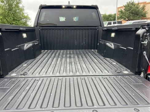 Used 2024 Toyota Tacoma TRD Off-Road AWD/4WD image 8