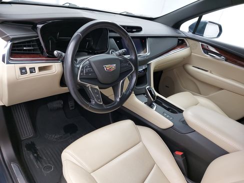 Used 2019 Cadillac XT5 Luxury AWD/4WD image 4