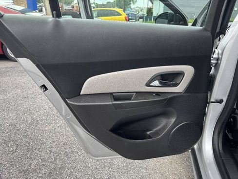 Used 2011 Chevrolet Cruze LS w/ Connectivity Package FWD image 13