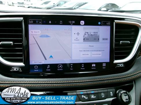 Used 2021 Chrysler Pacifica Pinnacle AWD/4WD image 13