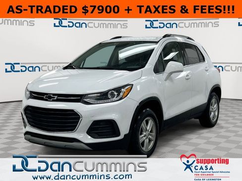 Used 2020 Chevrolet Trax LT w/ LT Convenience Package AWD/4WD image 1