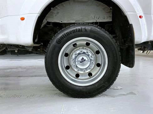 Used 2018 Ford F450 XL w/ Power Equipment Group image 23