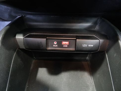 Used 2018 Kia Rio S image 21