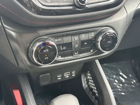Certified 2023 Chevrolet TrailBlazer RS w/ Convenience Package FWD image 30