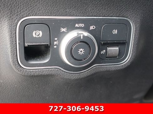 Certified 2022 Mercedes-Benz GLB 250 image 22
