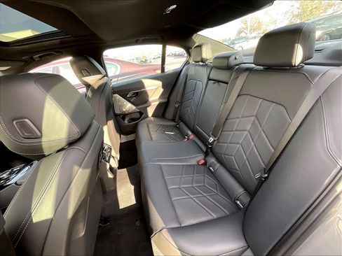 Used 2024 BMW 530i image 28