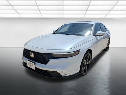 Used 2023 Honda Accord EX image 23